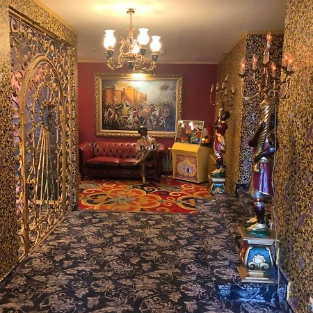 Hotel Eulenspiegel - Das Erlebnishotel In Риза Екстериор снимка