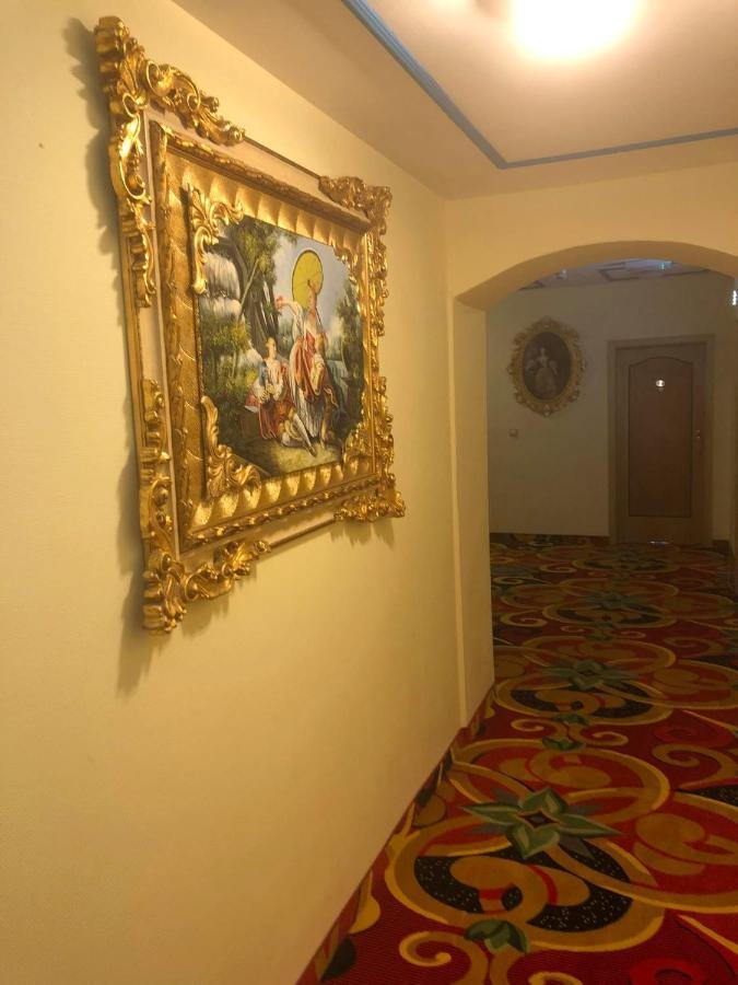 Hotel Eulenspiegel - Das Erlebnishotel In Риза Екстериор снимка