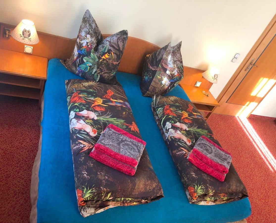 Hotel Eulenspiegel - Das Erlebnishotel In Риза Екстериор снимка