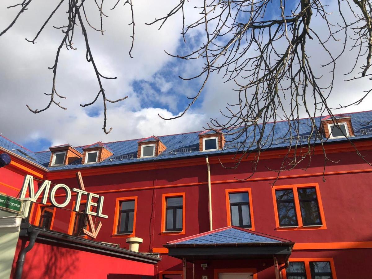 Hotel Eulenspiegel - Das Erlebnishotel In Риза Екстериор снимка