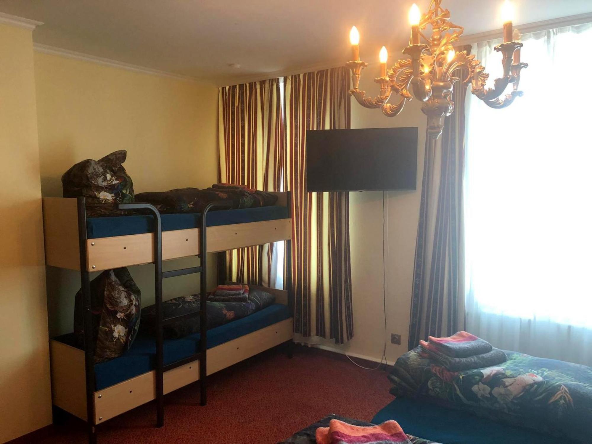 Hotel Eulenspiegel - Das Erlebnishotel In Риза Екстериор снимка