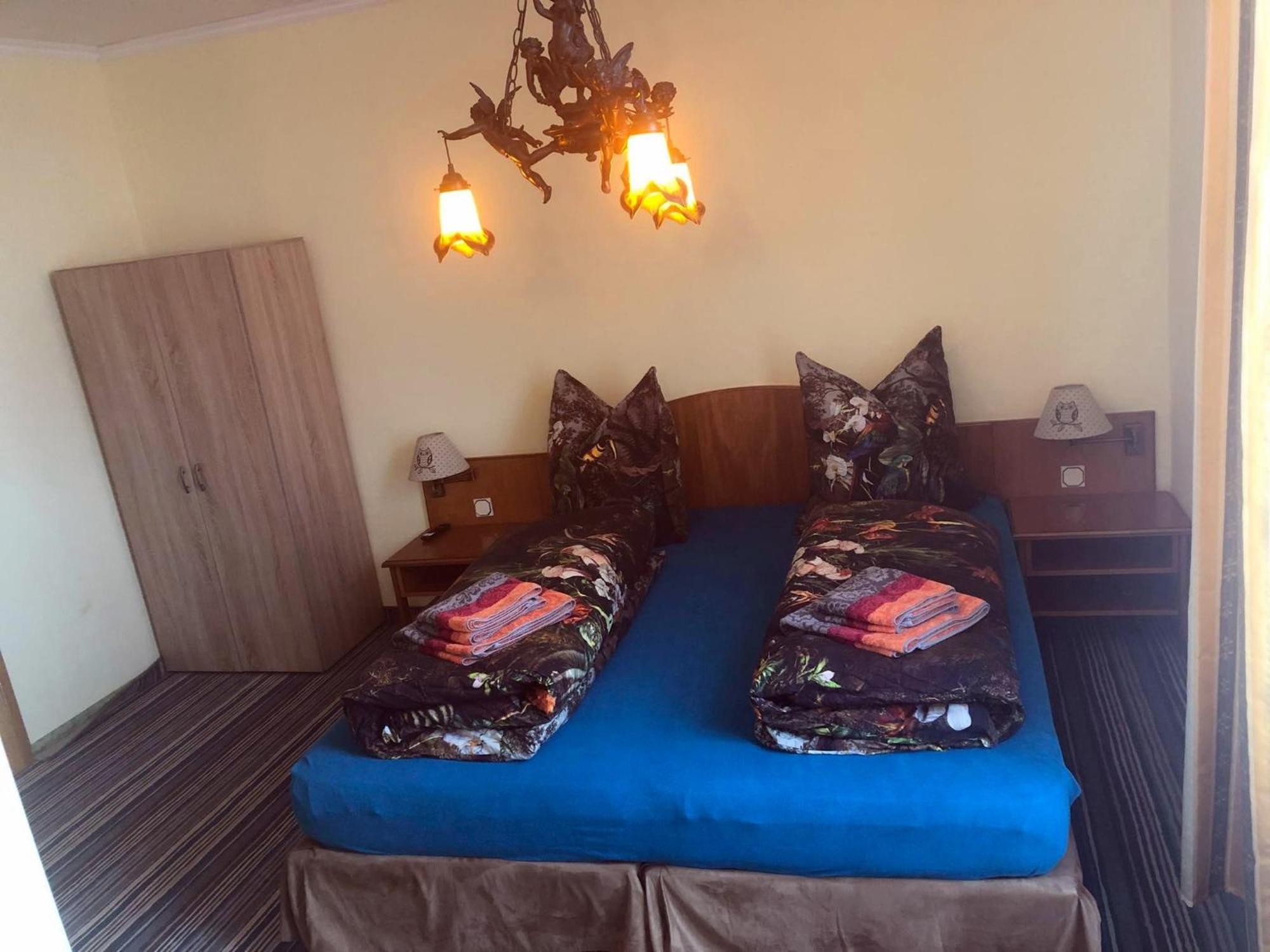 Hotel Eulenspiegel - Das Erlebnishotel In Риза Екстериор снимка